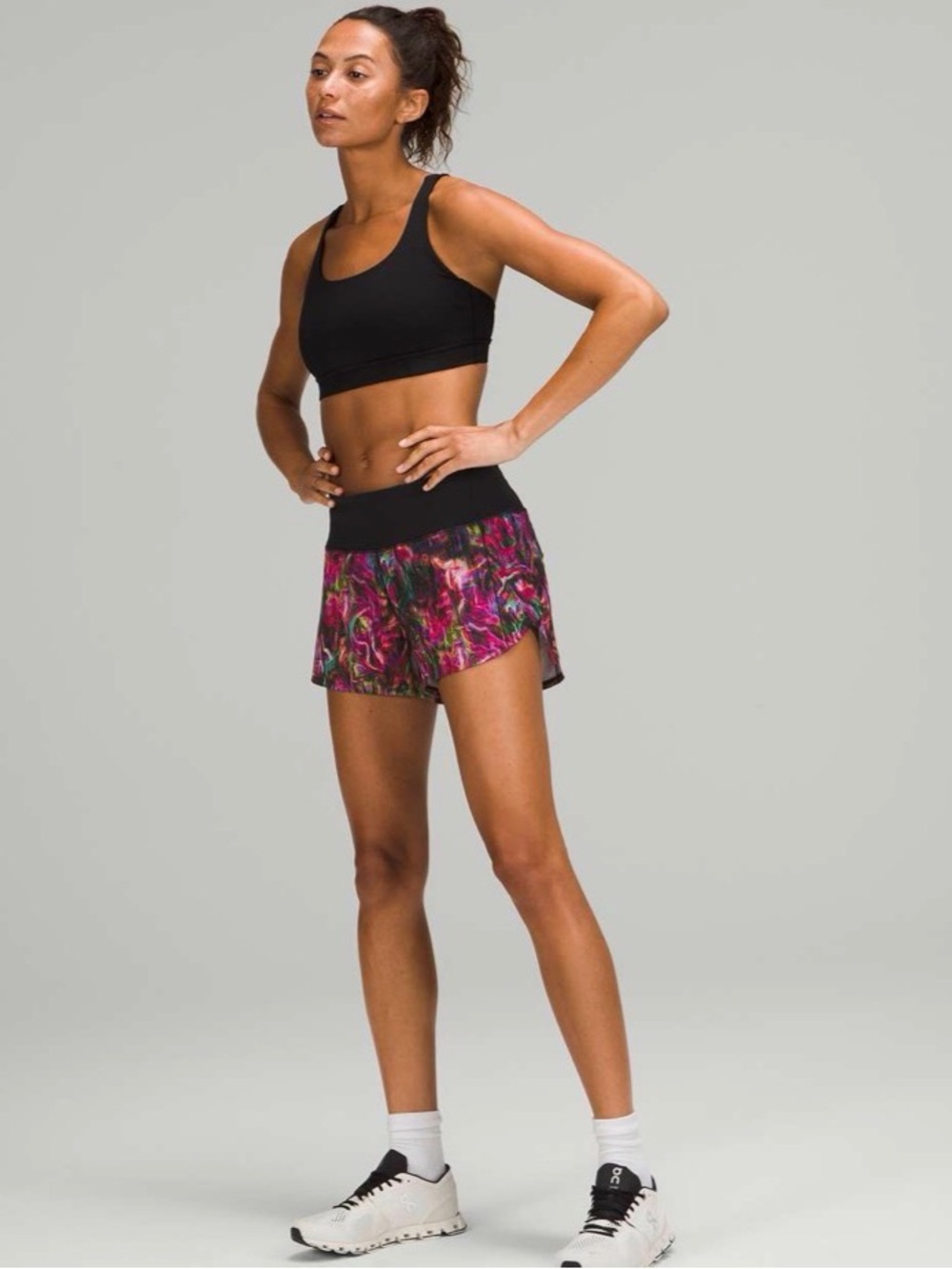 Lululemon speed up shorts size 4